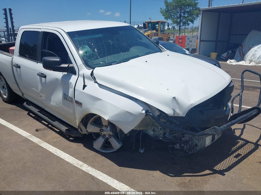 2014 RAM 1500 auction photo 6