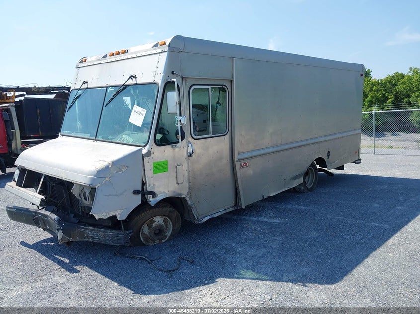 1999 WORKHORSE CUSTOM CHASSIS FORWARD CONTROL CHASSIS auction photo 2