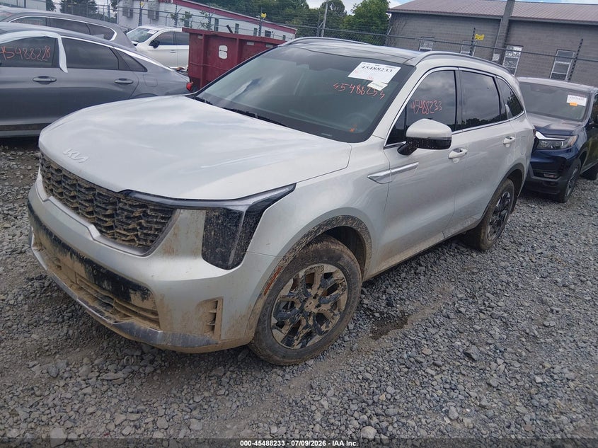 2026 KIA SORENTO auction photo 2