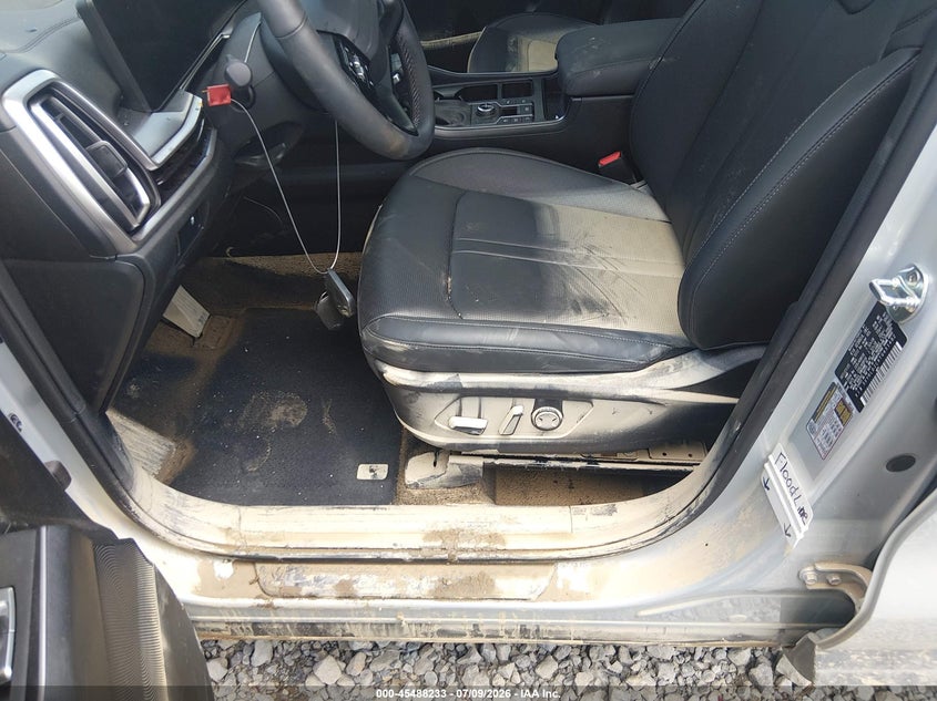 2026 KIA SORENTO auction photo 6