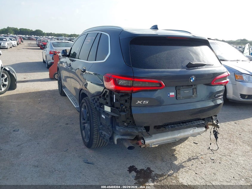 2019 BMW X5 auction photo 3