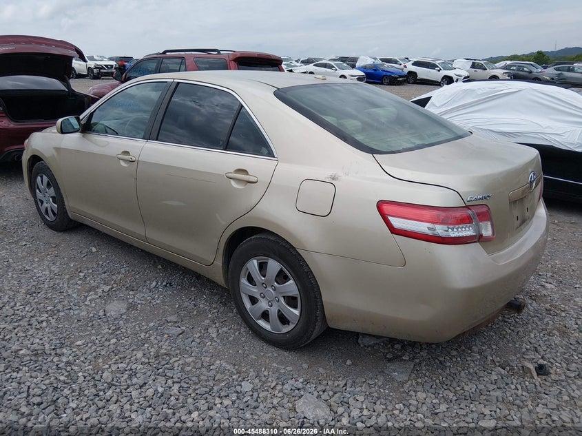 2011 TOYOTA CAMRY auction photo 3
