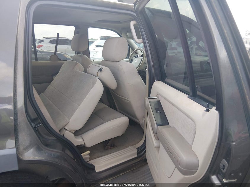 2006 Ford Explorer Xlt VIN: 1FMEU73EX6UA63470 Lot: 45488339