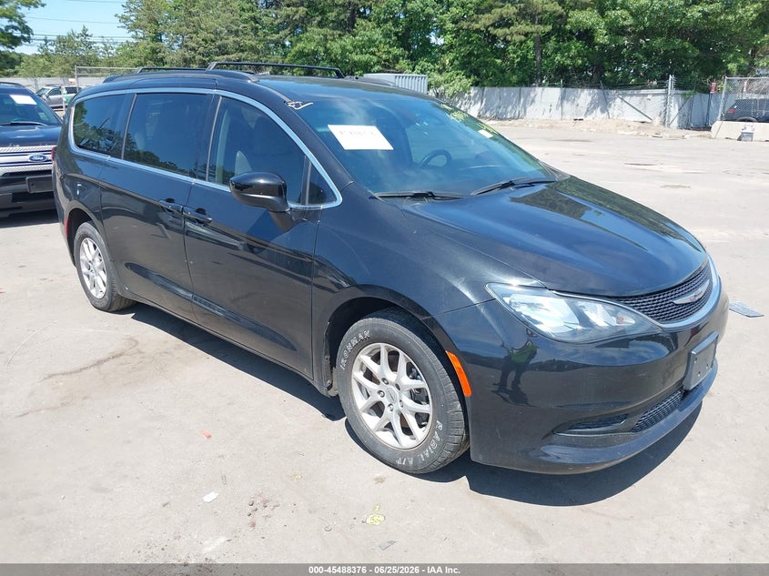 Vin: 2c4rc1dg7mr551372, lot: 45986573, chrysler voyager lxi 2021 img_1
