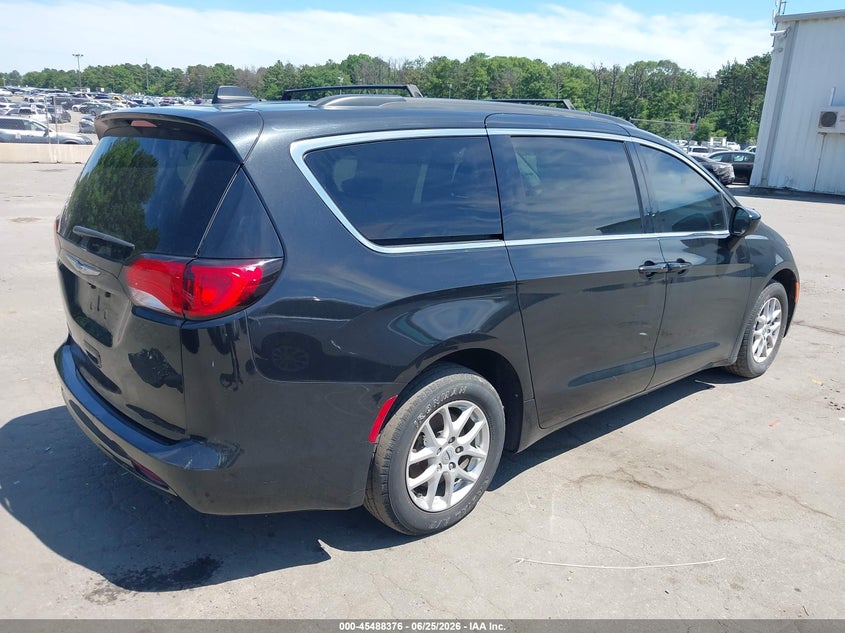 Vin: 2c4rc1dg7mr551372, lot: 45986573, chrysler voyager lxi 20214