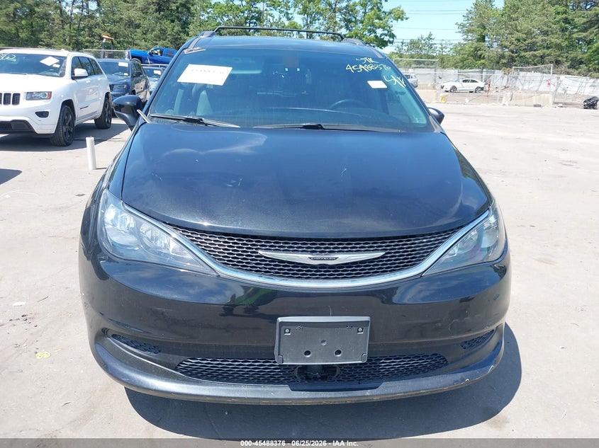 2021 CHRYSLER VOYAGER LXI · Фото 12