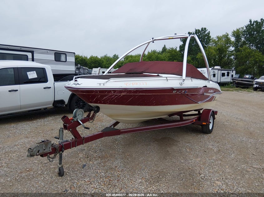 1995 SEA RAIDER 18' auction photo 2