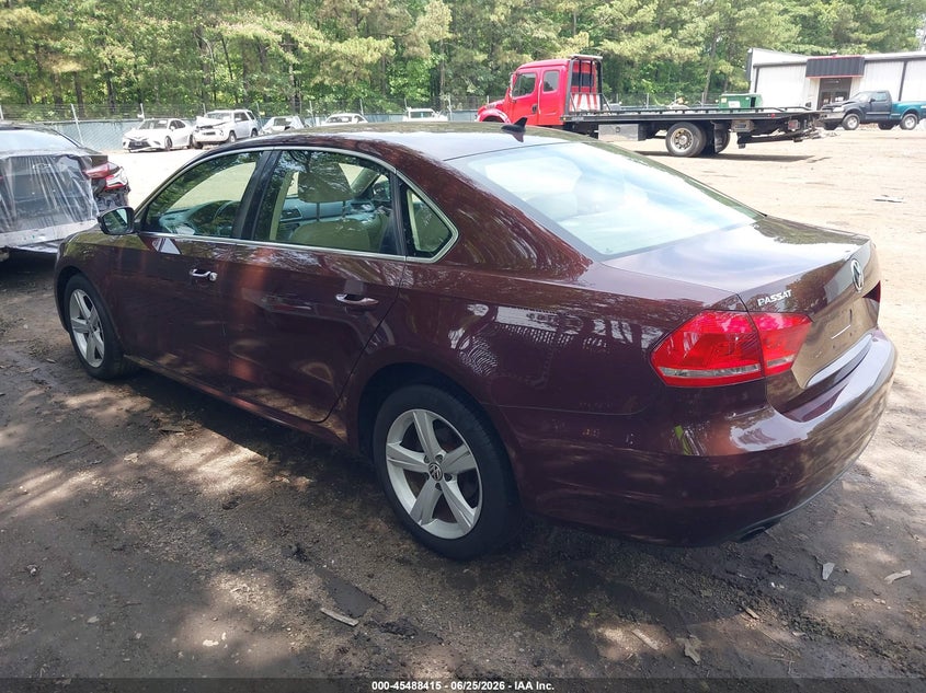 Vin: 1vwbt7a33ec055756, lot: 45986612, volkswagen passat 1.8t se 20143