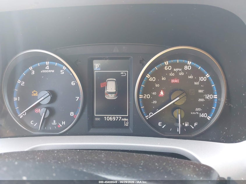 2018 TOYOTA RAV4 auction photo 7