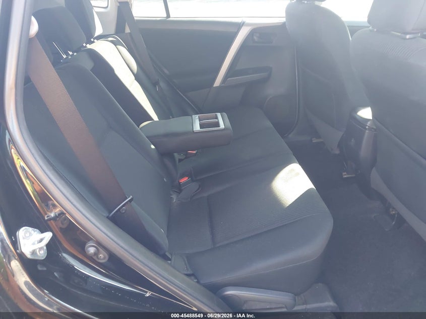 2018 TOYOTA RAV4 auction photo 8