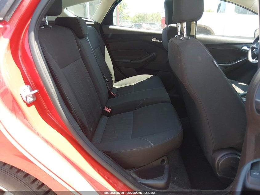 2016 Ford Focus Se VIN: 1FADP3K28GL248167 Lot: 45488700