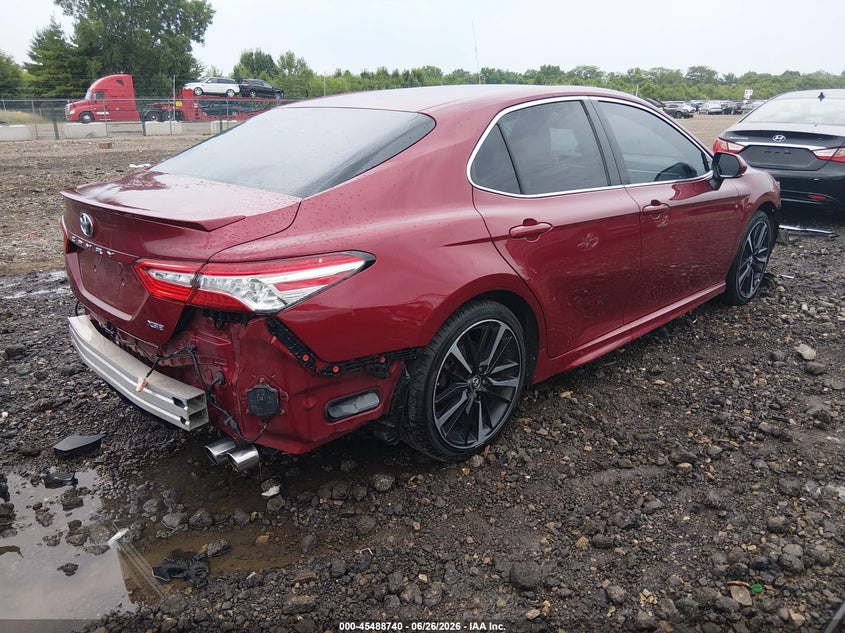 2018 TOYOTA CAMRY auction photo 4