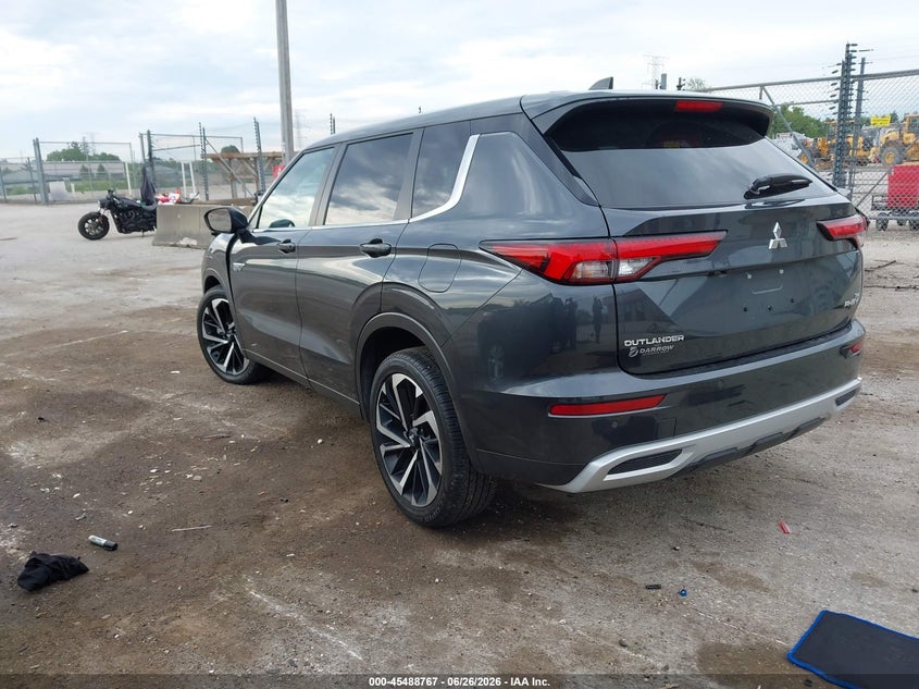2025 MITSUBISHI OUTLANDER PHEV auction photo 3