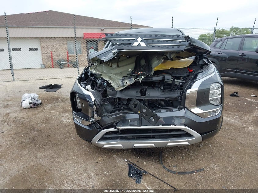 2025 MITSUBISHI OUTLANDER PHEV auction photo 6