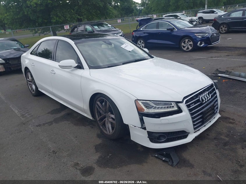 2016 AUDI A8 L auction photo 1
