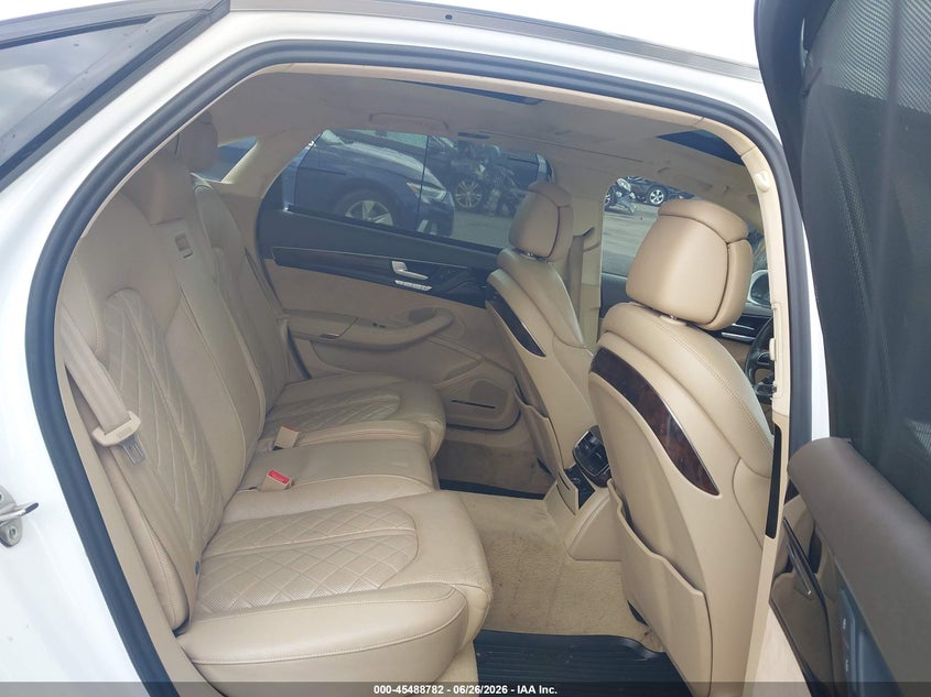 2016 AUDI A8 L auction photo 8