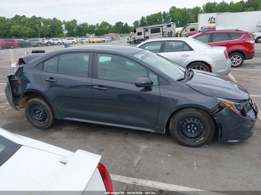 TOYOTA COROLLA - zdjęcie 14