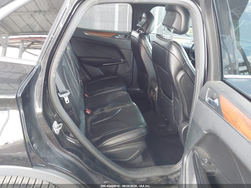 2017 LINCOLN MKC auction photo 8