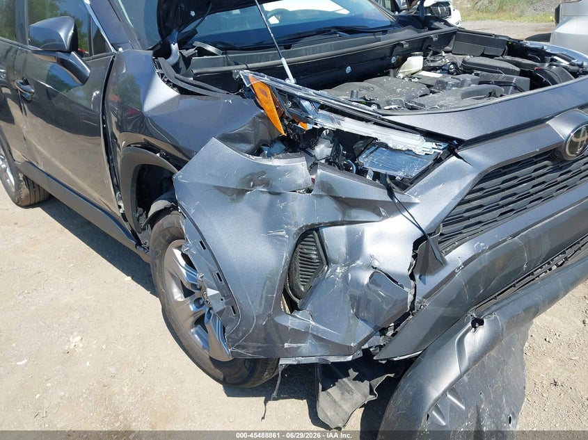 2025 TOYOTA RAV4 auction photo 6