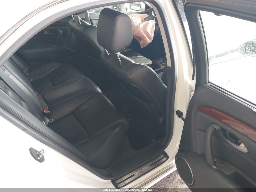 2010 ACURA RL auction photo 8