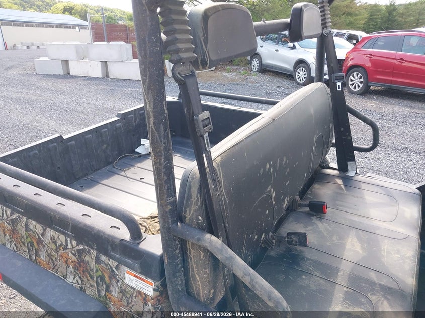 2019 COLEMAN OUTFITTER 550 auction photo 8