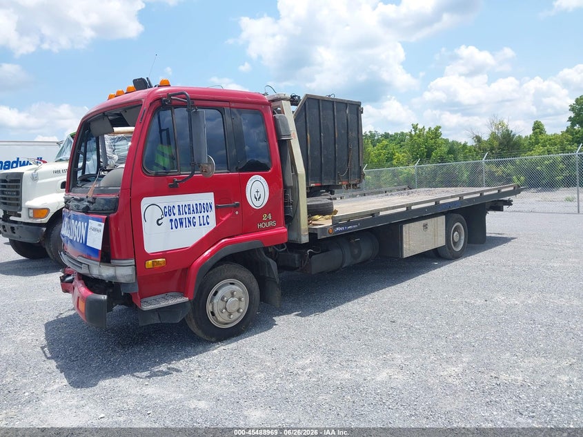 2004 NISSAN DIESEL UD2000 auction photo 2