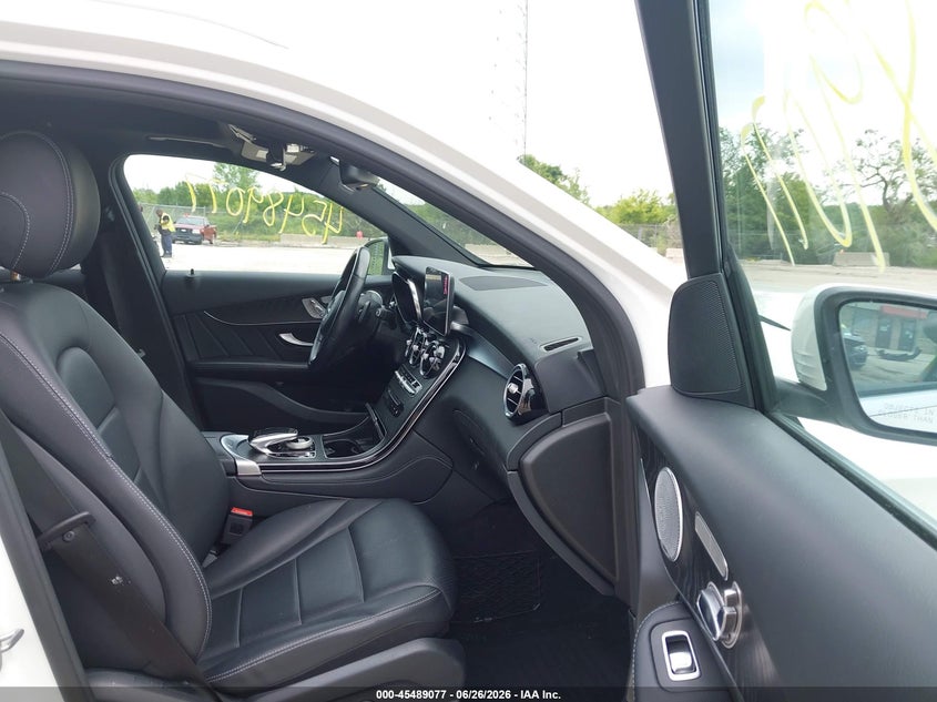 AtlanticExpress - Mercedes-Benz GLC-Class