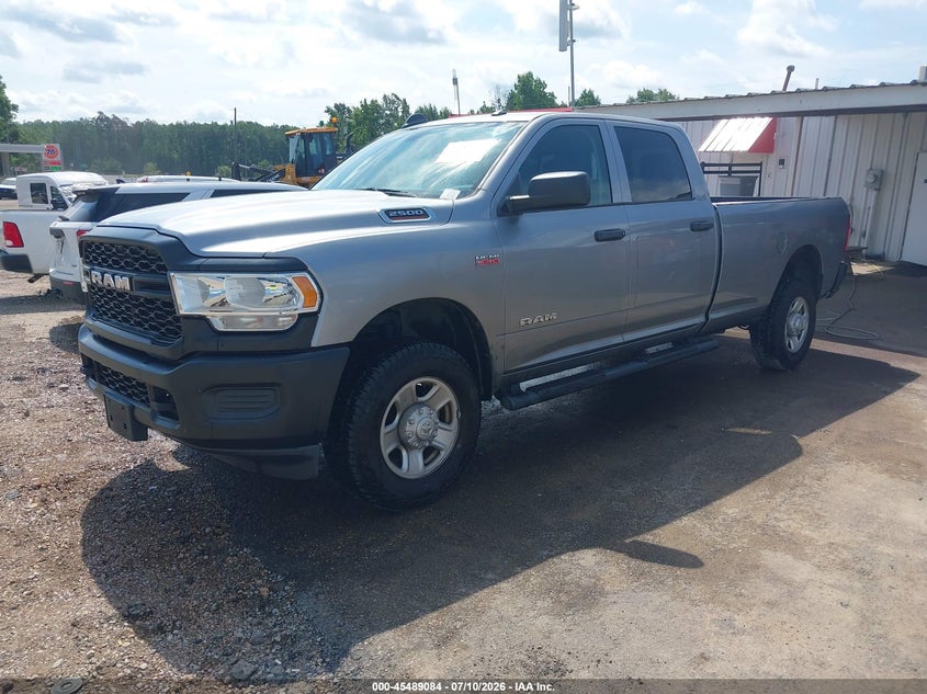 Vin: 3c6ur5hj6lg187947, lot: 45987281, ram 2500 tradesman  4x4 8' box 20202