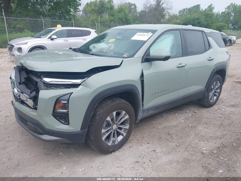 2025 CHEVROLET EQUINOX auction photo 2