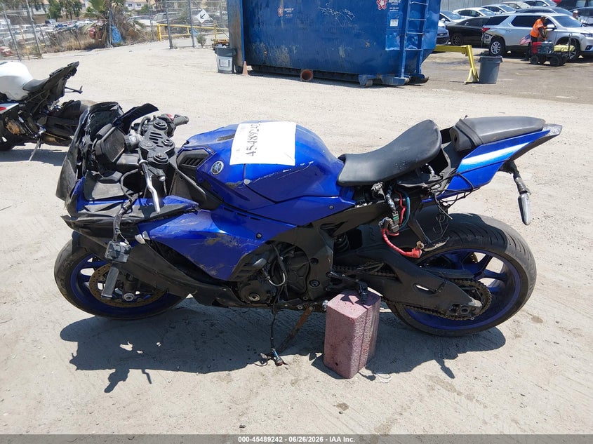 2023 Yamaha Yzfr1 VIN: JYARN66Y4PA000933 Lot: 45489242