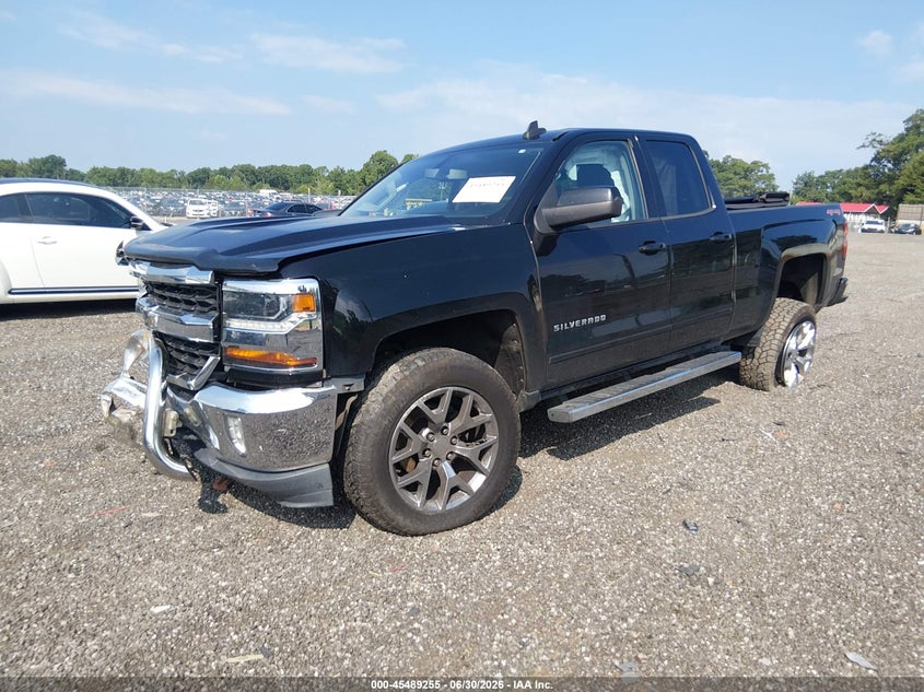 2017 Chevrolet Silverado, Удар спереду, IAAI, VIN 1GCVKREC7HZ355665 — фото 2