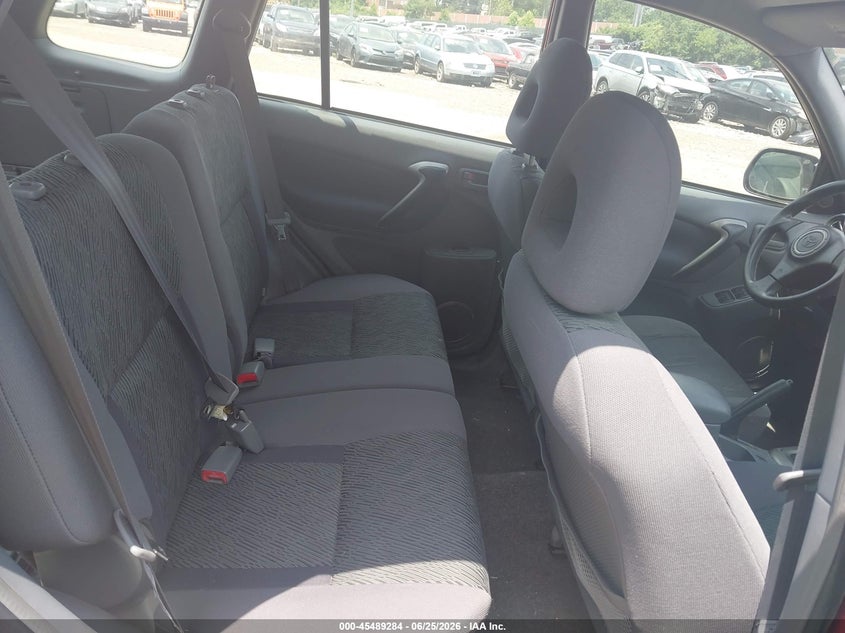 2002 TOYOTA RAV4 auction photo 8