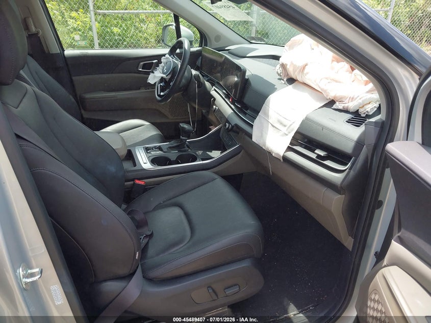 AtlanticExpress - Kia Carnival
