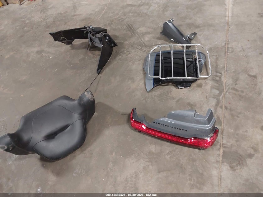 2021 Harley-Davidson Flhtk VIN: 1HD1KEF1XMB666514 Lot: 45489425