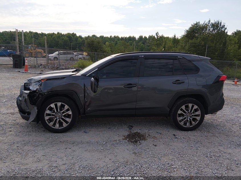 2021 TOYOTA RAV4 auction photo 6