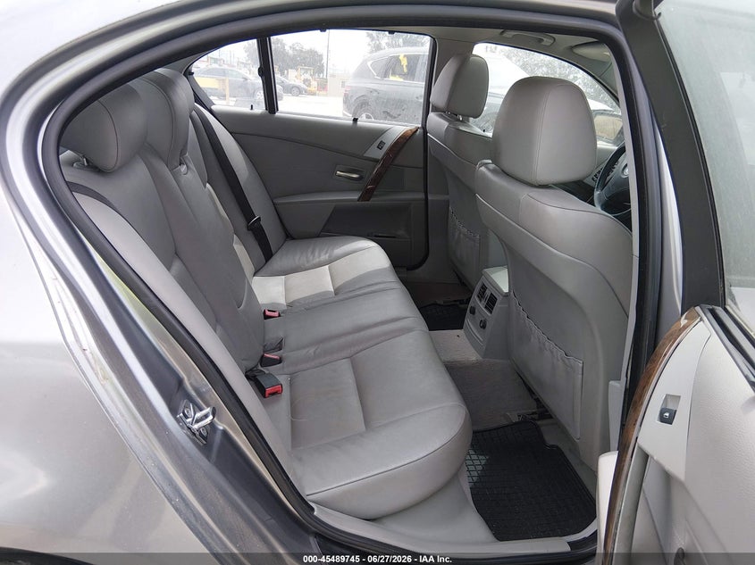 2004 BMW 530I auction photo 8