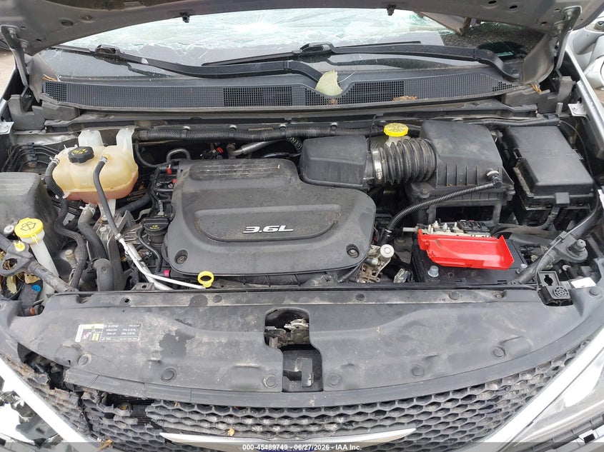 CHRYSLER PACIFICA 2017 VIN 2C4RC1GG5HR620108