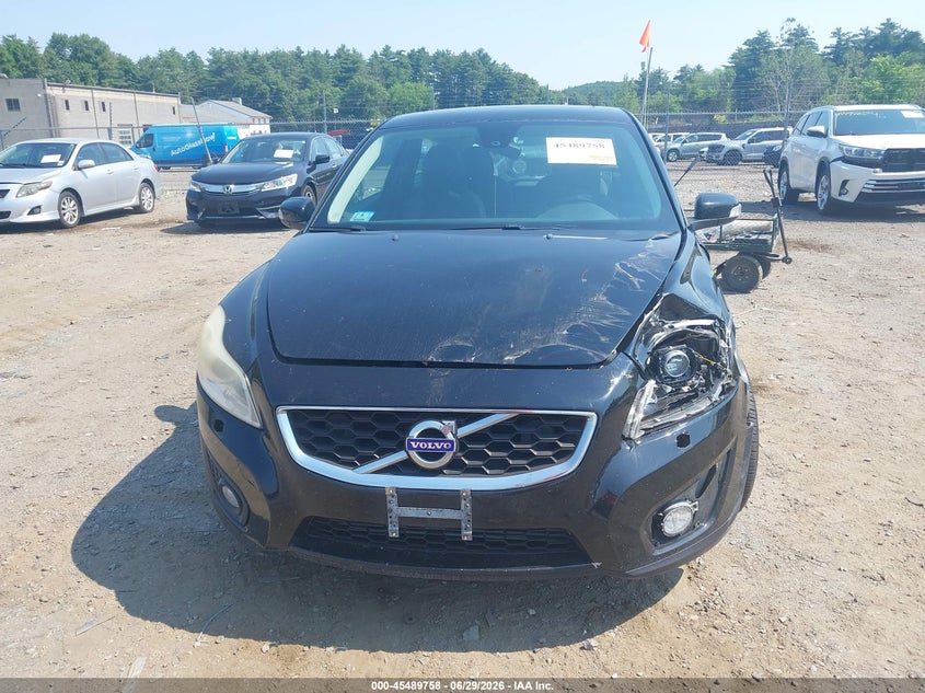 2013 Volvo C30 T5/T5 Platinum/T5 Premier/T5 Premier Plus/T5 R-Design/T5 R-Design Platinum/T5 R-Design Premier VIN: YV1672MK6D2302779 Lot: 45489758