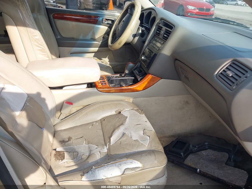 1998 LEXUS GS 300 auction photo 5