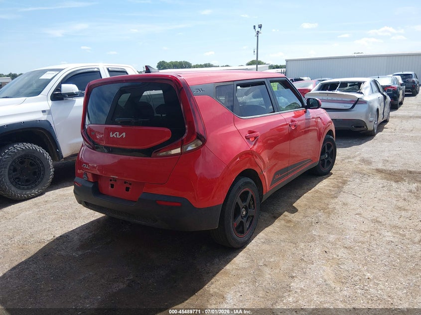2022 KIA SOUL auction photo 4