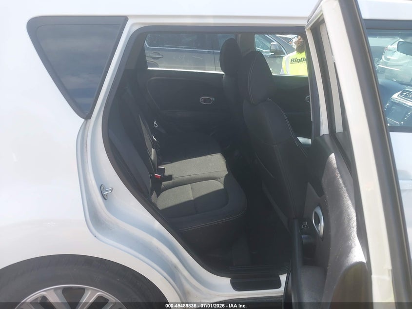 2019 KIA SOUL auction photo 8