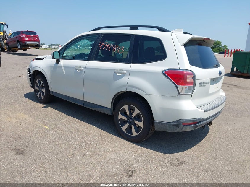 Vin: jf2sjagc5jh605129, lot: 45988040, subaru forester 2.5i premium 20183