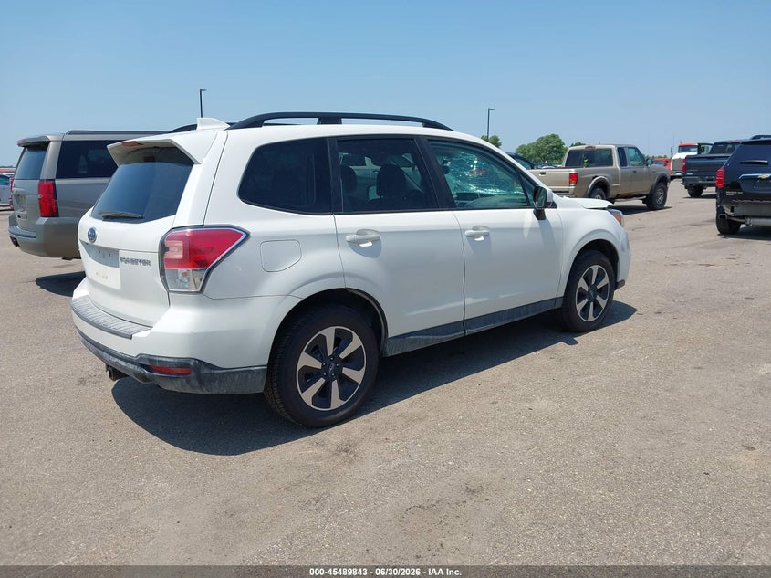 Vin: jf2sjagc5jh605129, lot: 45988040, subaru forester 2.5i premium 20184