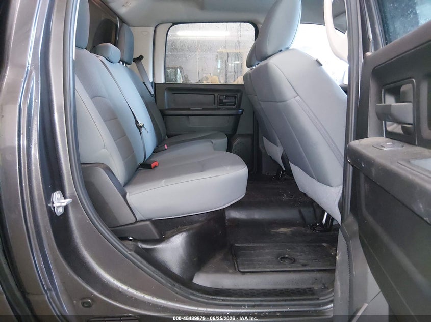 2019 RAM 1500 CLASSIC auction photo 8
