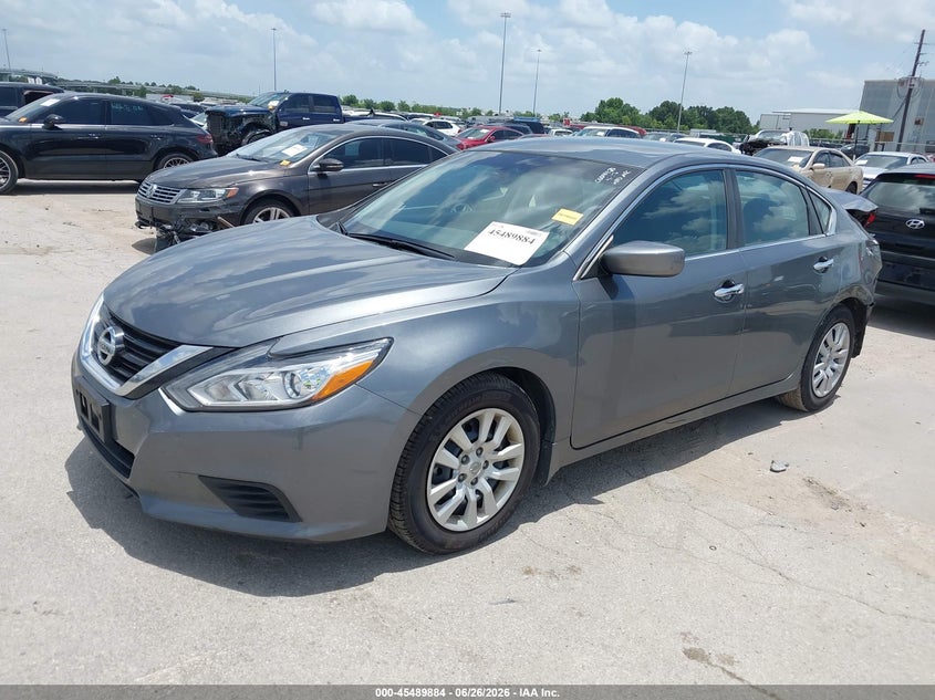 2018 NISSAN ALTIMA auction photo 2