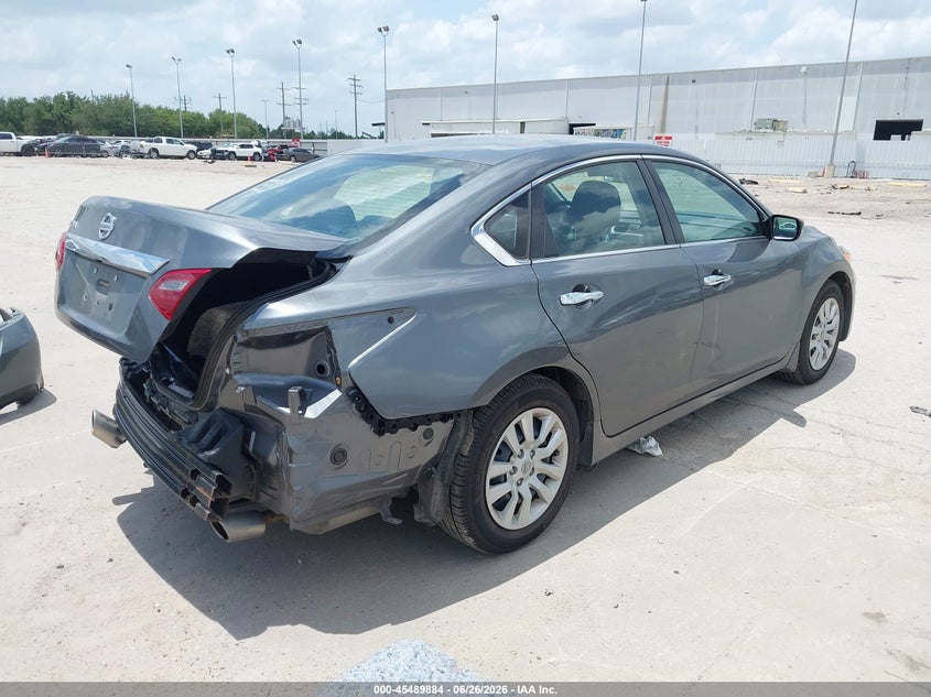 2018 NISSAN ALTIMA auction photo 4