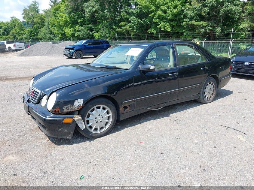 2000 MERCEDES-BENZ E 320 auction photo 2
