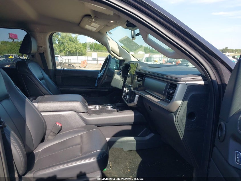 2023 FORD EXPEDITION auction photo 5