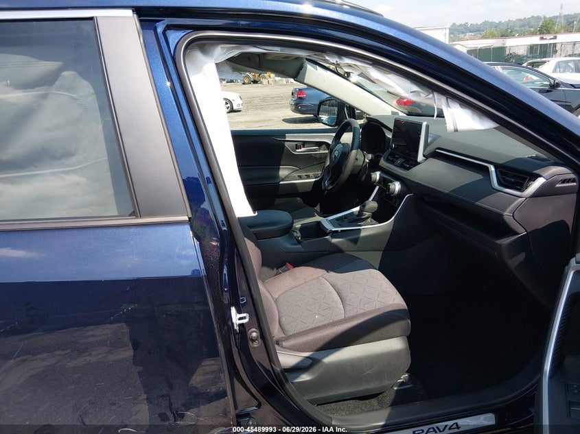 2025 TOYOTA RAV4 auction photo 5