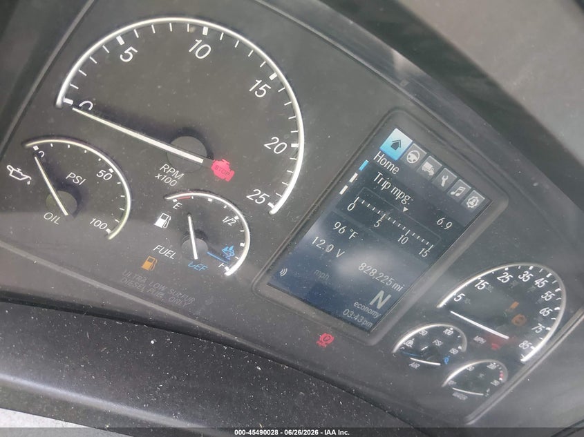 2019 FREIGHTLINER NEW CASCADIA 126 auction photo 5